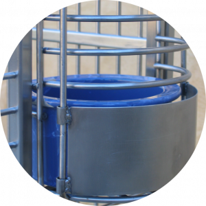 external mounted feeding stations
